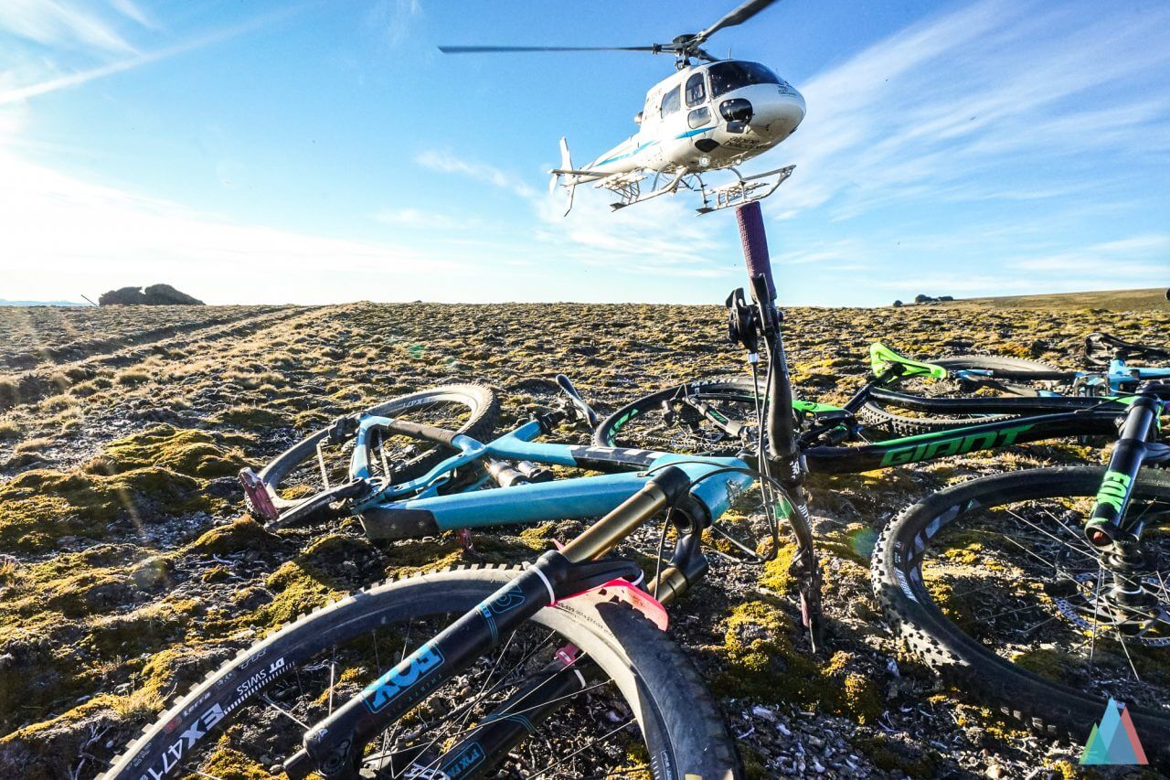 wanaka-new-zealand-mtb-trails-heli-bike-yeti-sb6c