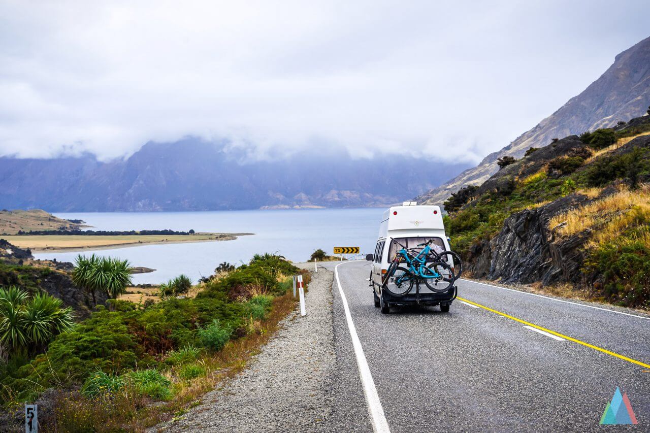 campermate-roadtrip-vanlife-new-zealand-lake-wanaka